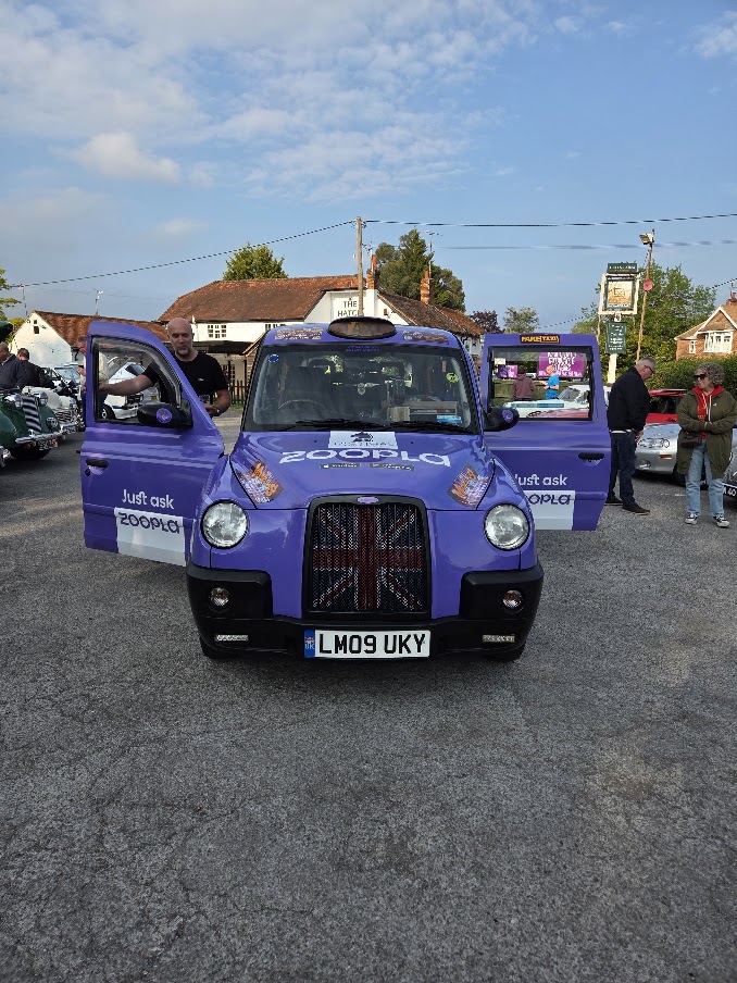Purple rally taxi